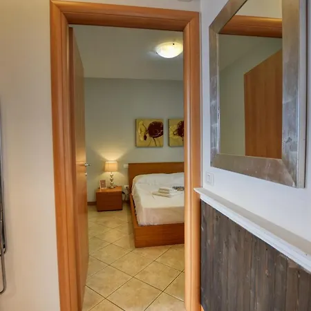 Varenna Apartamento *